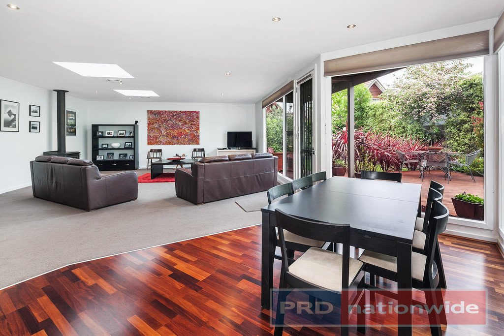 5 Elliott Street LAKE WENDOUREE 9