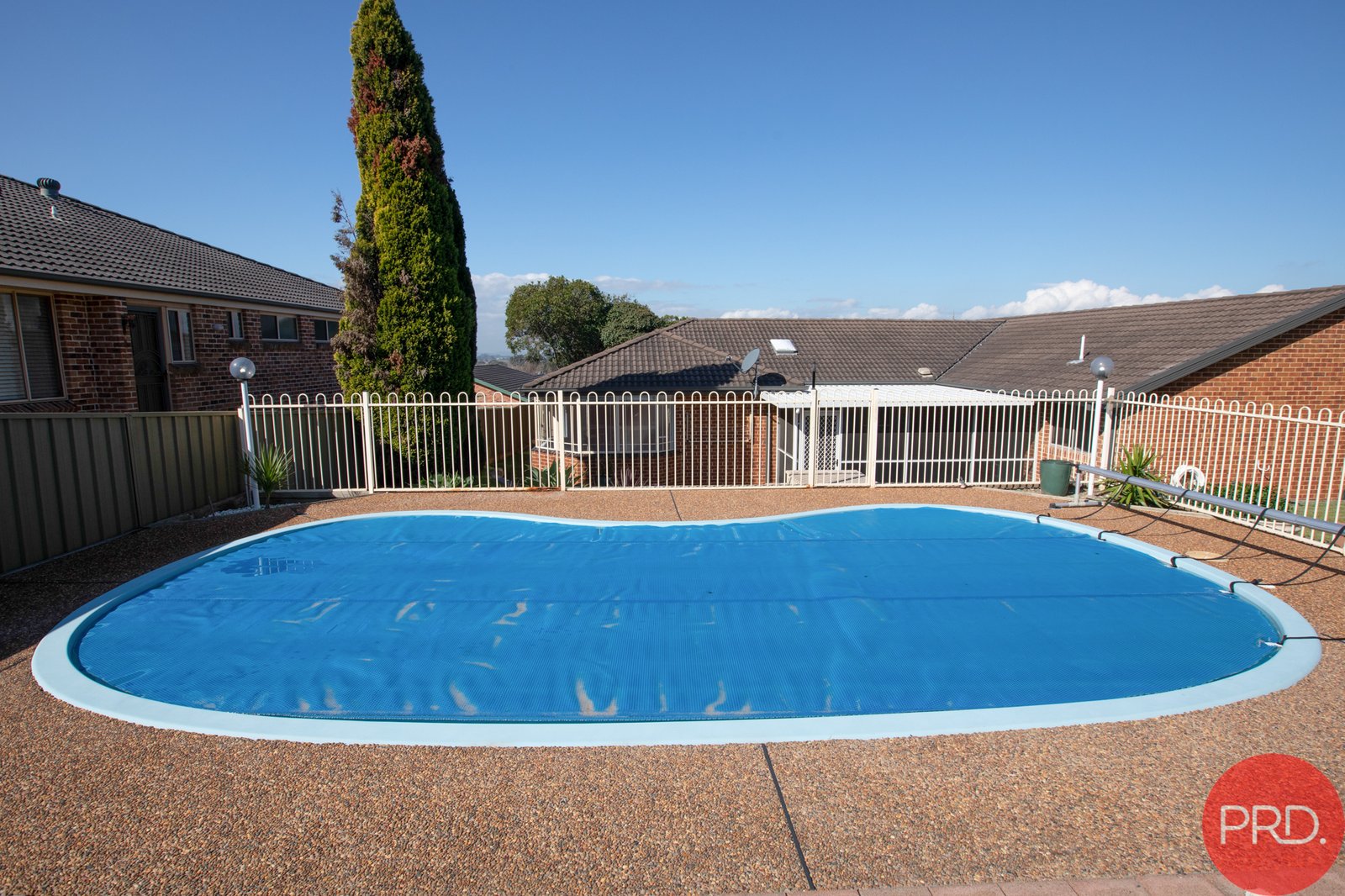 5 Elm Close LARGS 23