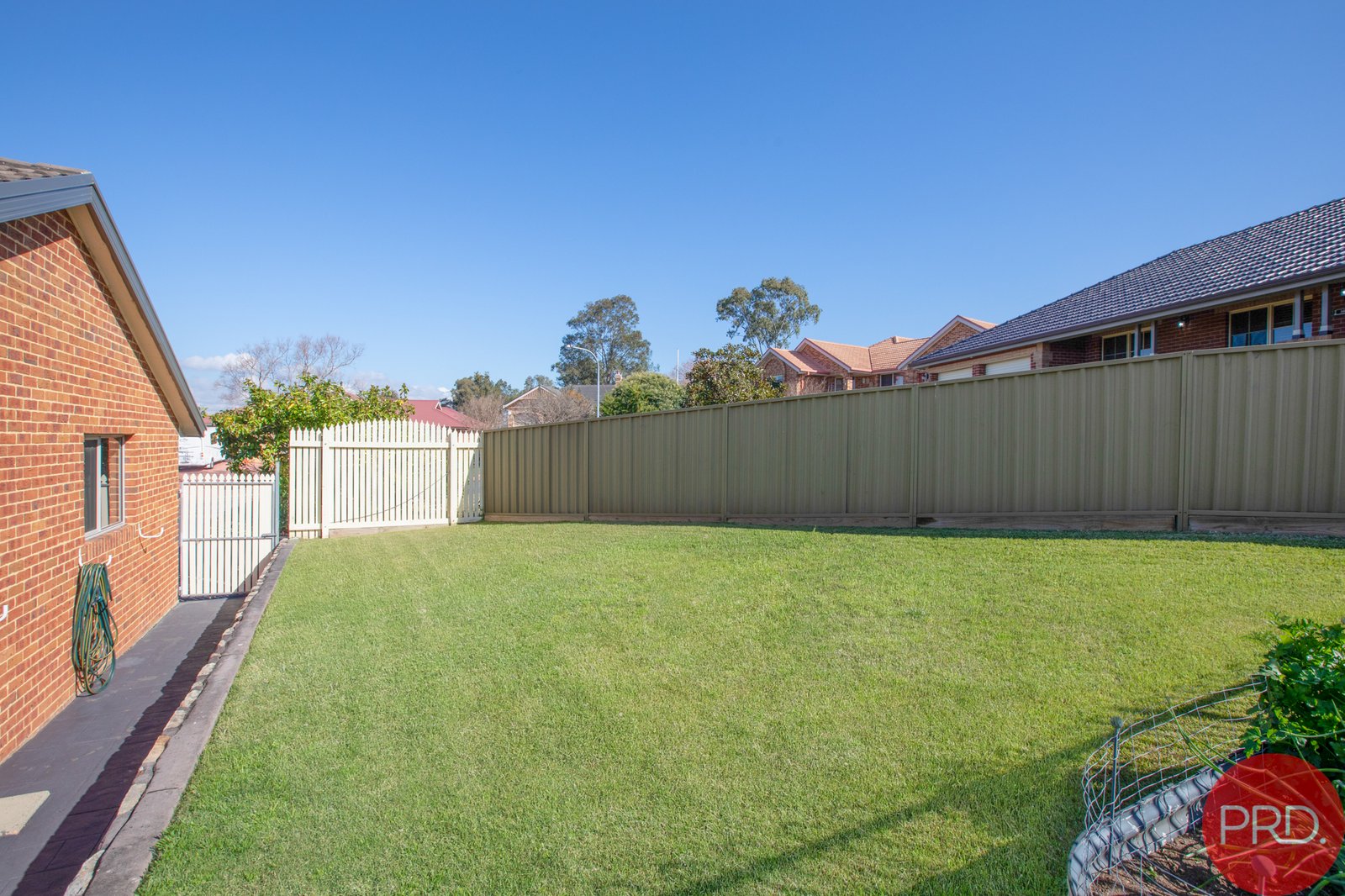 5 Elm Close LARGS 25