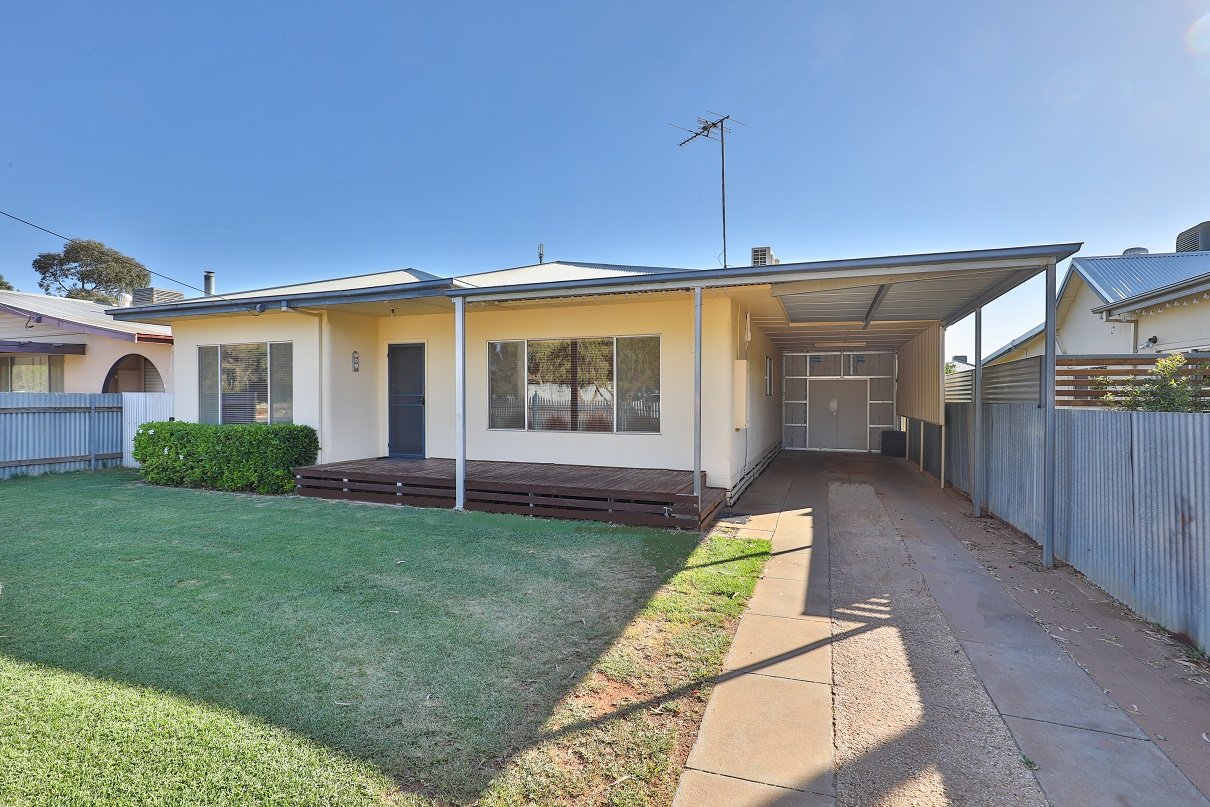 5 Elms Street IRYMPLE 2