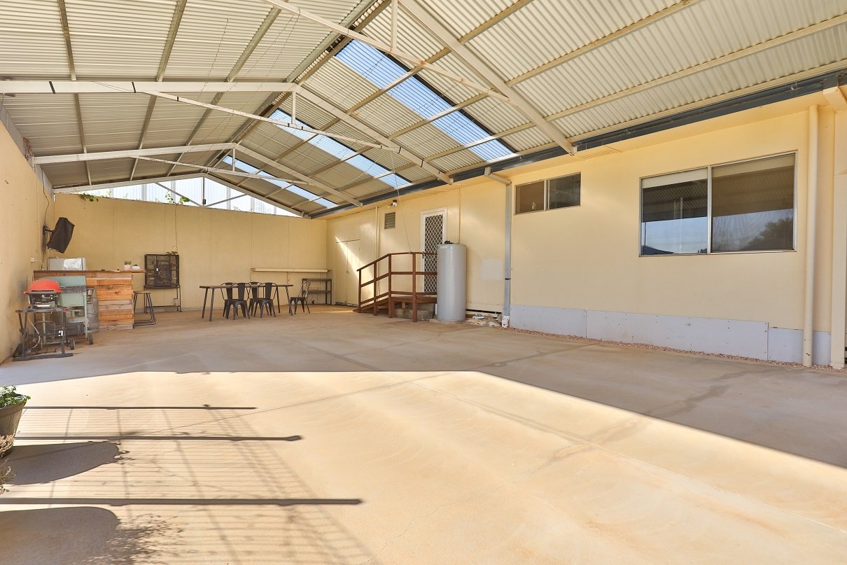 5 Elms Street IRYMPLE 12