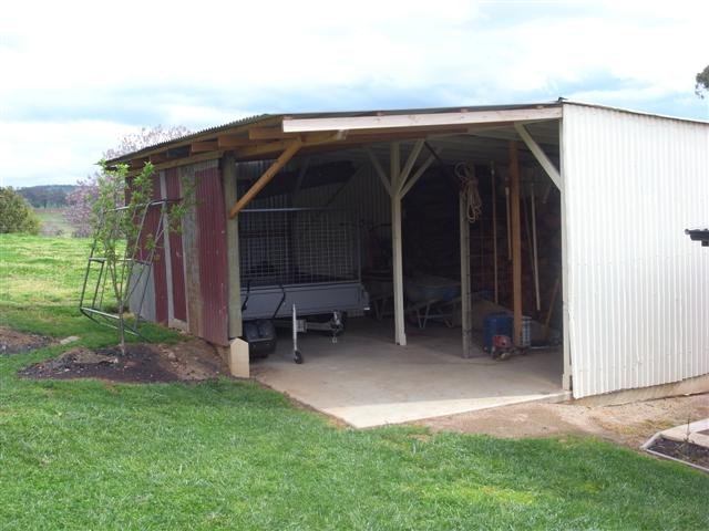 5 Emerson St  TUMBARUMBA 2