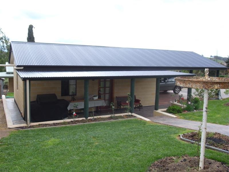 5 Emerson St  TUMBARUMBA 3