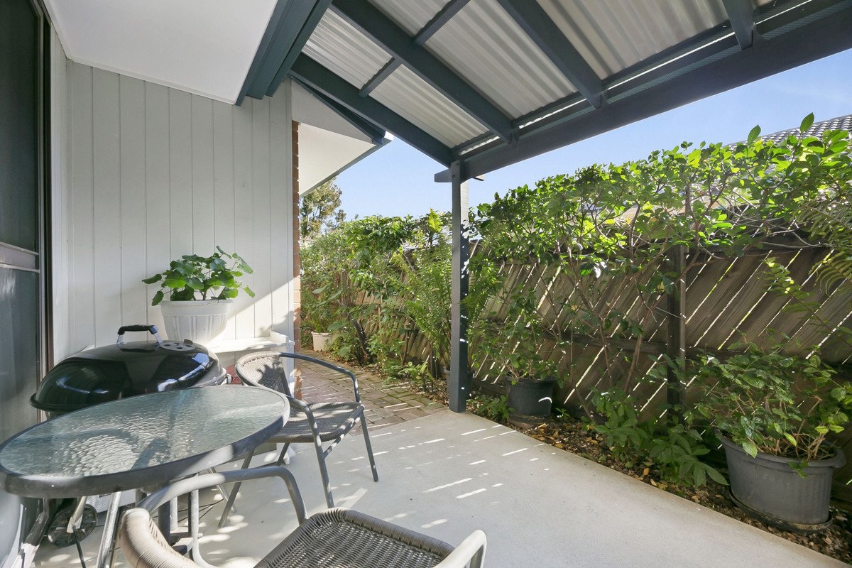 5 Encamp Street Reedy Creek 12