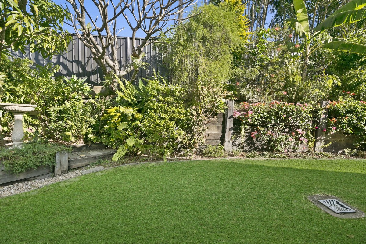 5 Encamp Street Reedy Creek 14