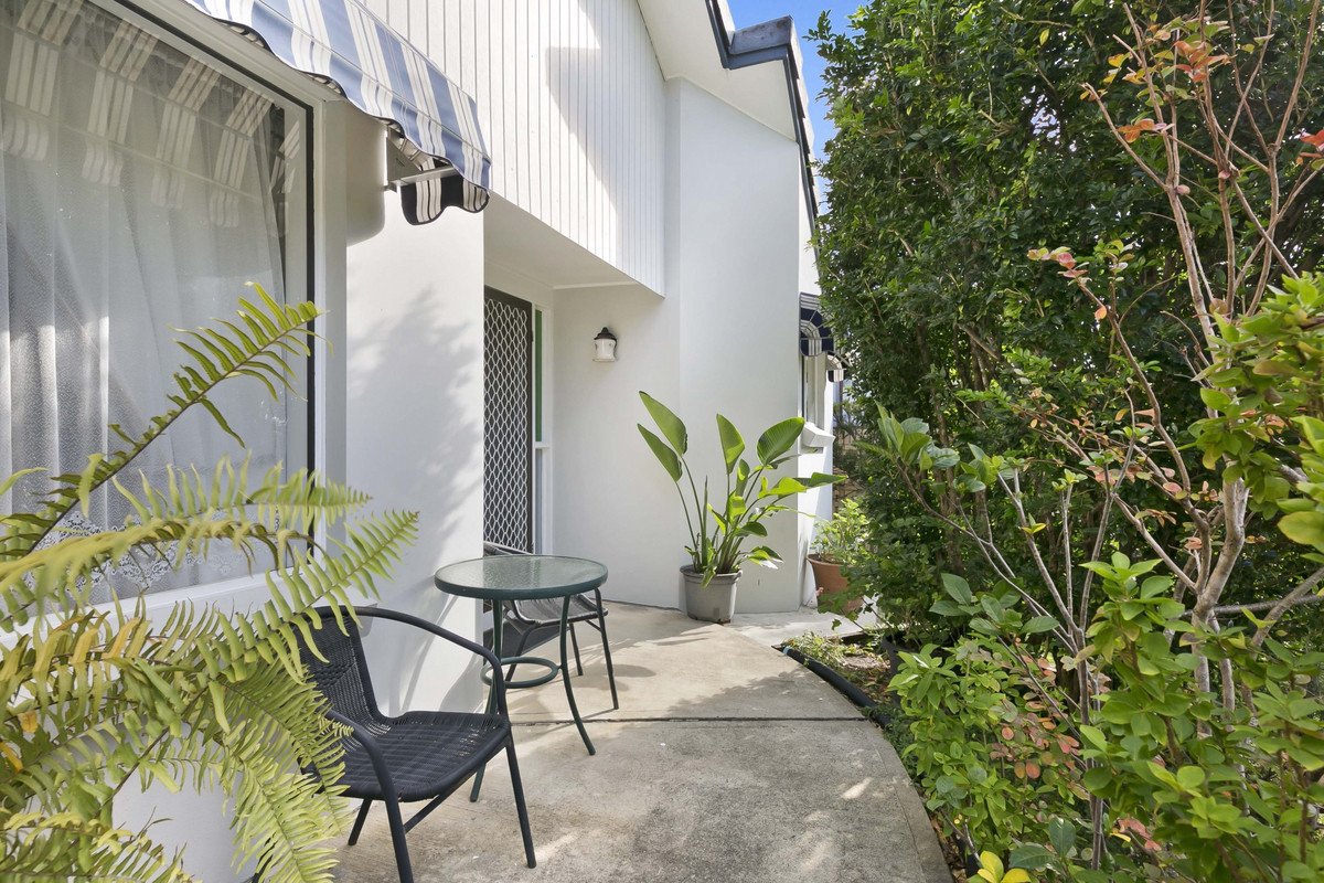 5 Encamp Street Reedy Creek 16