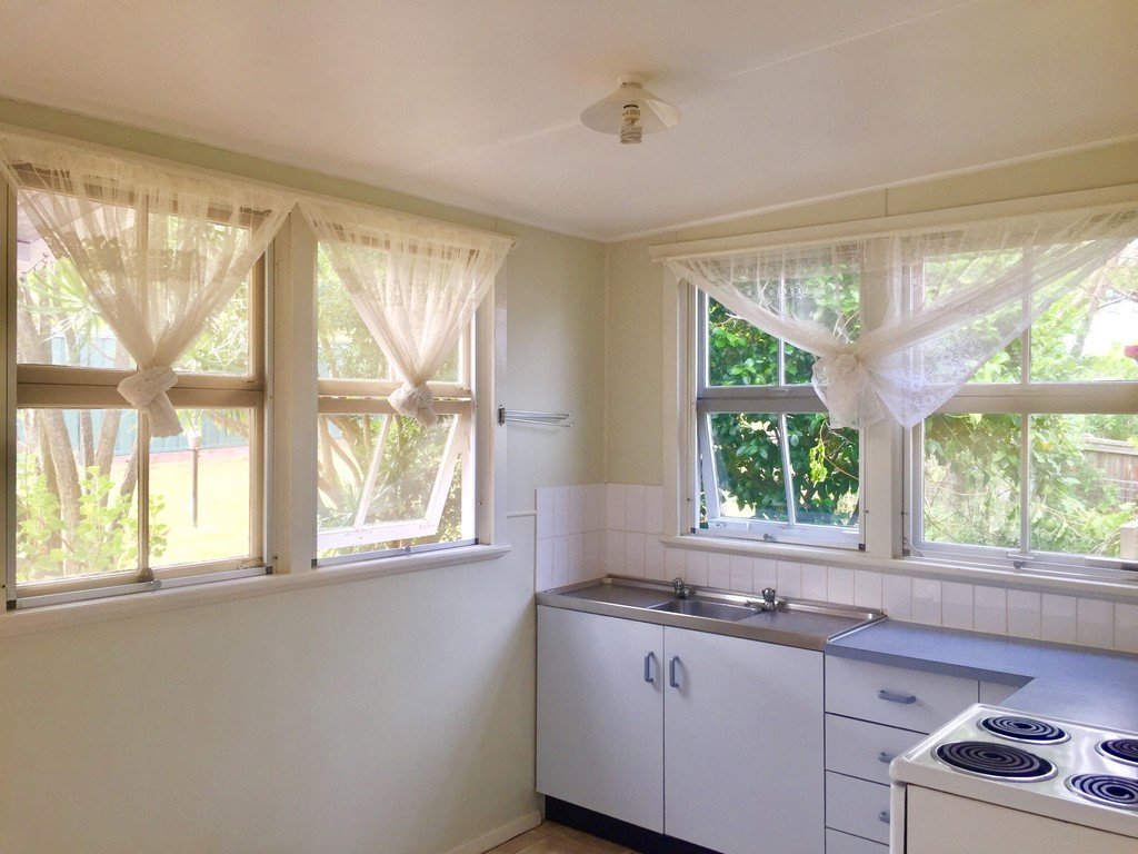 5 Essendene Road SHOAL BAY 25