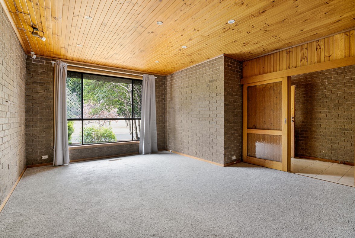 Real Estate and Property in 5 Estelle Street, Bulleen, VIC