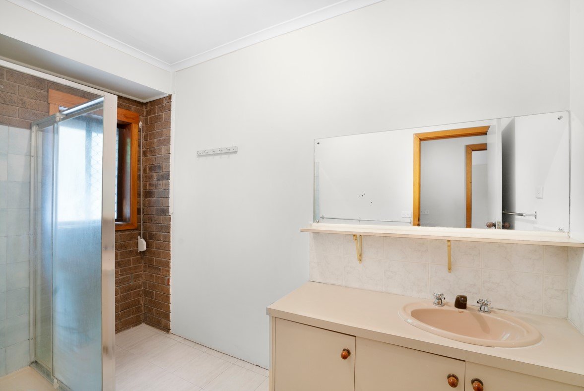 Real Estate and Property in 5 Estelle Street, Bulleen, VIC