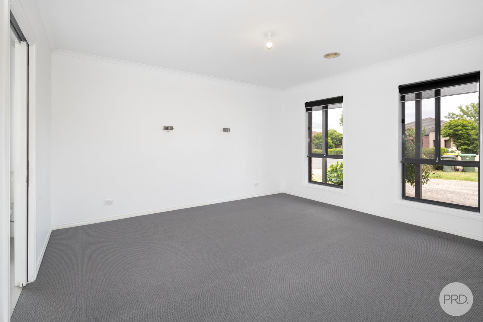 5 Fadden Court DELACOMBE 6