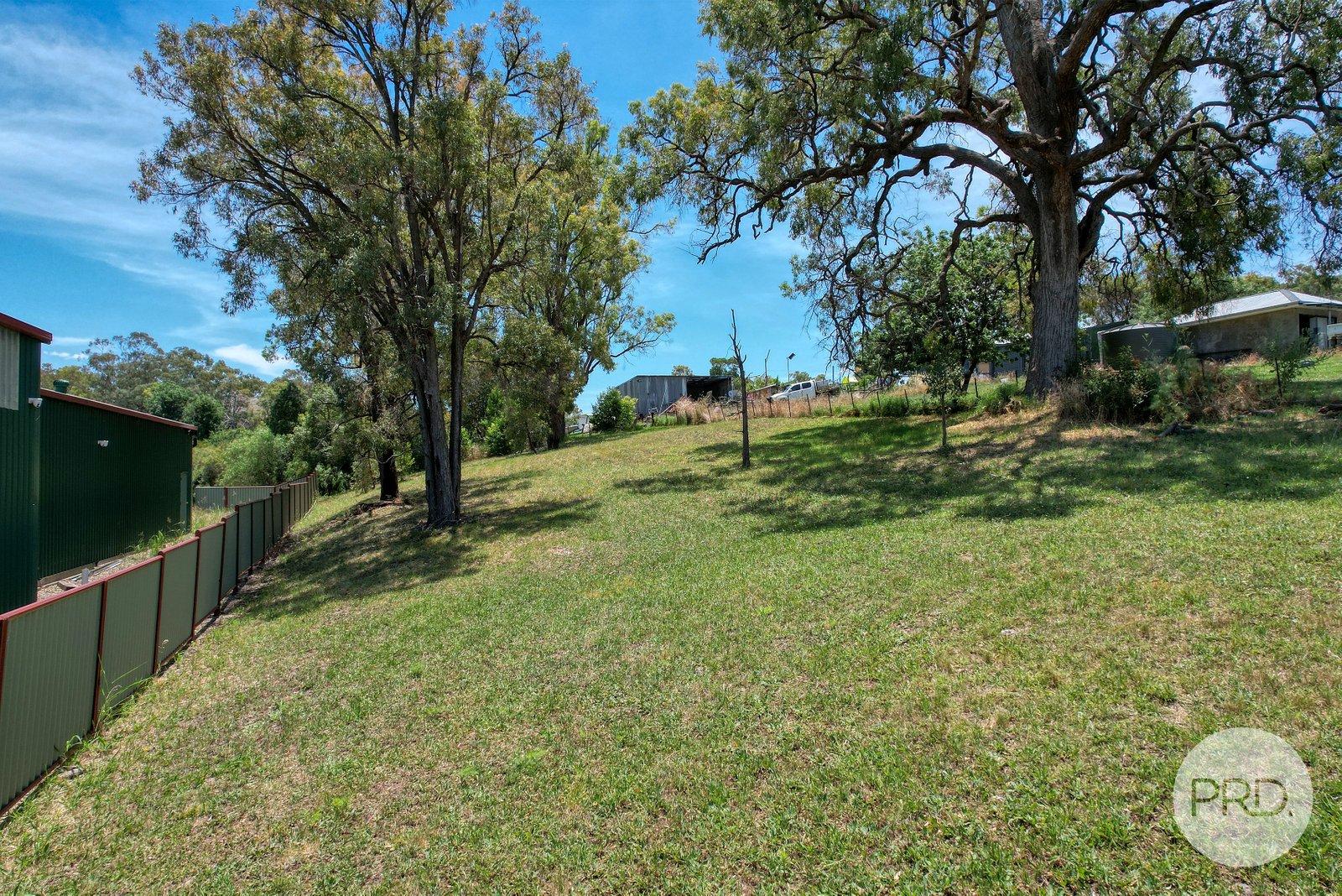 5 Fairbairn Street WILLOW TREE 9