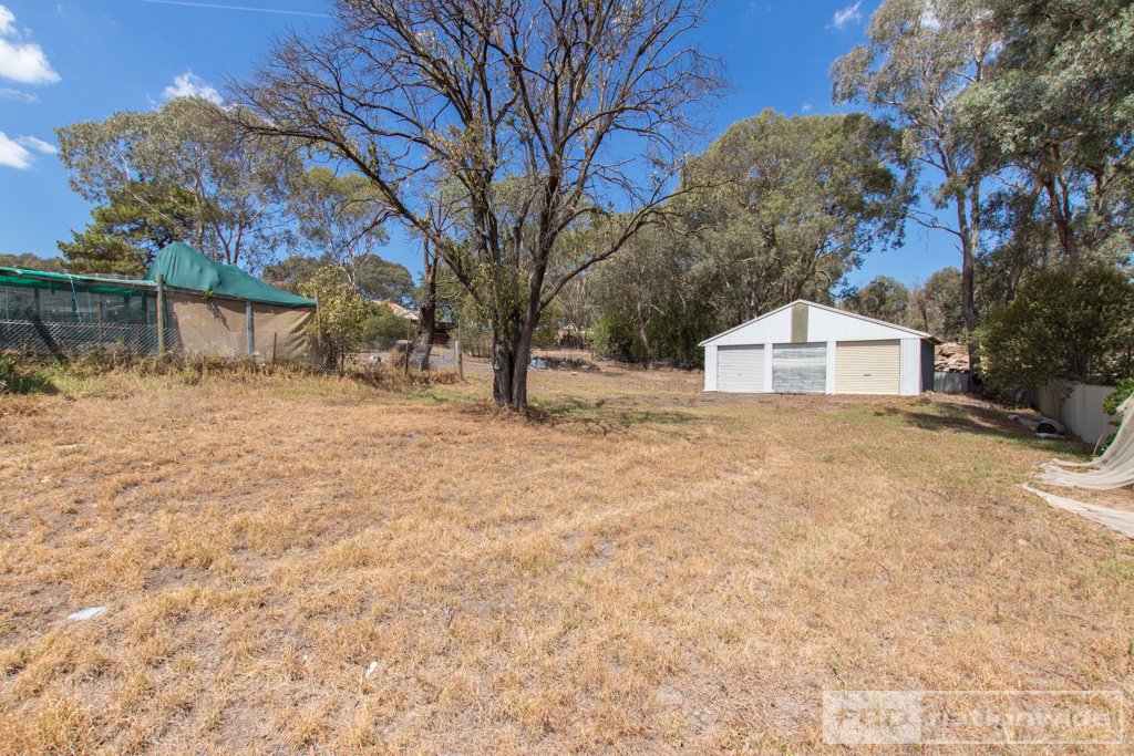 5 Fairway Drive TUMUT 2