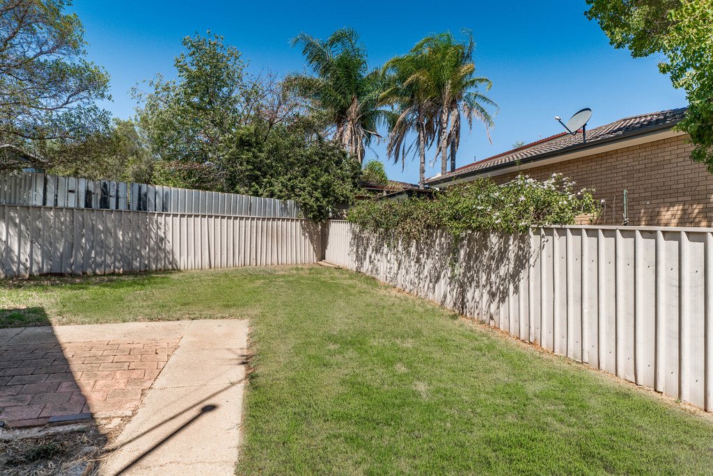 5 Falcon Place KOORINGAL 10