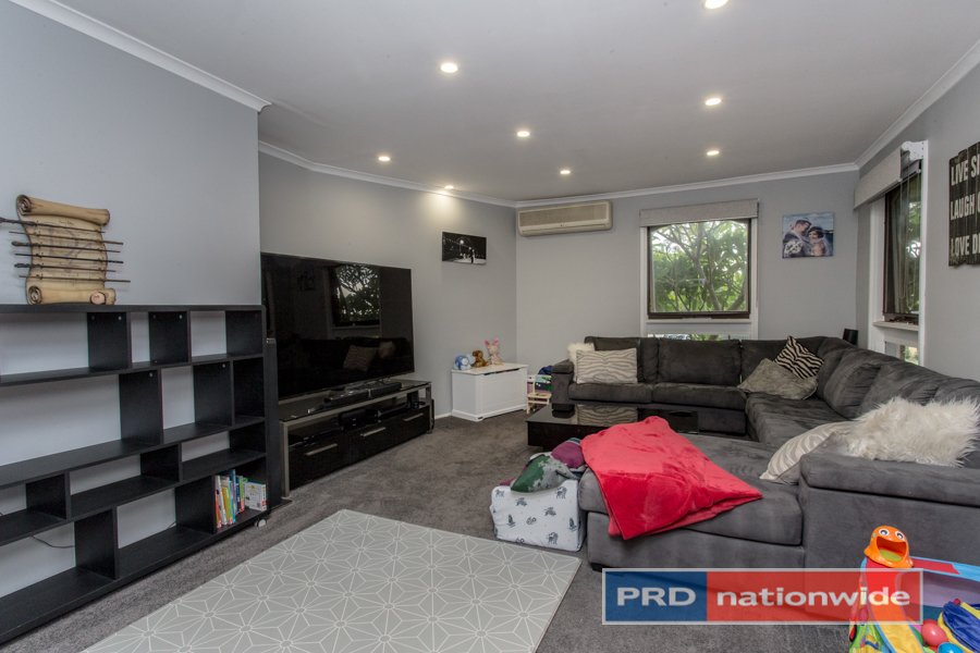 5 Fallowfield Crescent WERRINGTON DOWNS 6