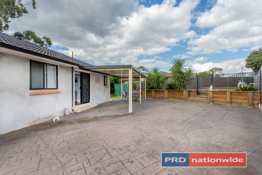 5 Fallowfield Crescent WERRINGTON DOWNS 12