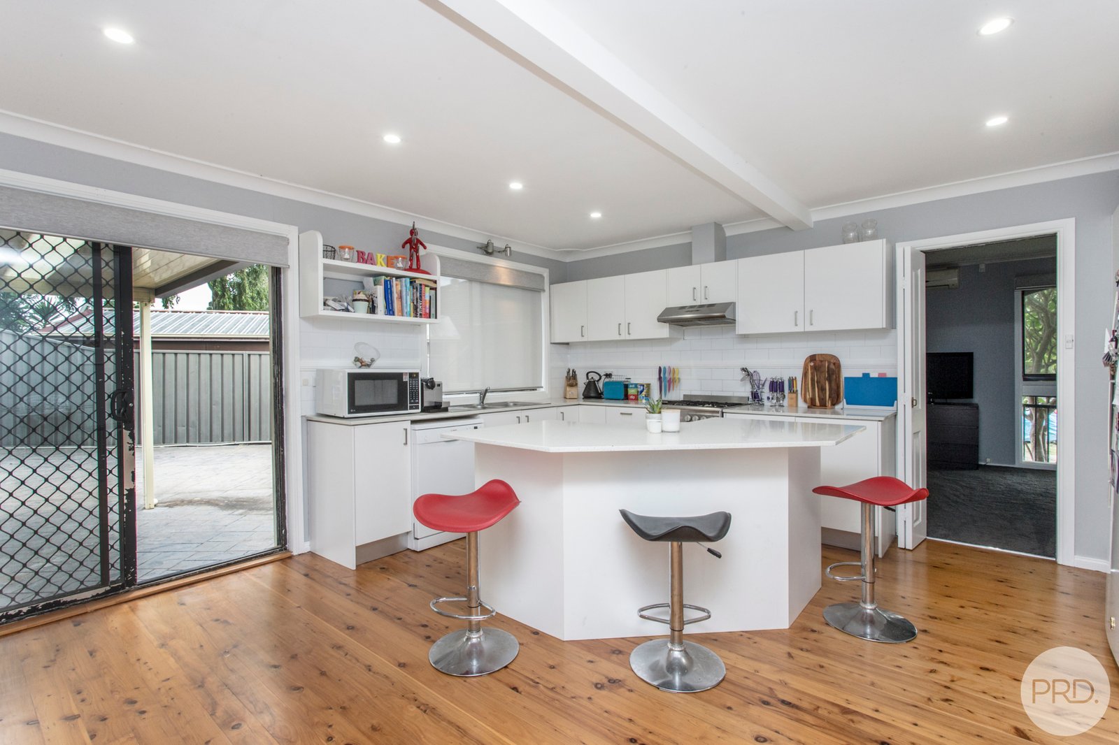 5 Fallowfield Crescent WERRINGTON DOWNS 3