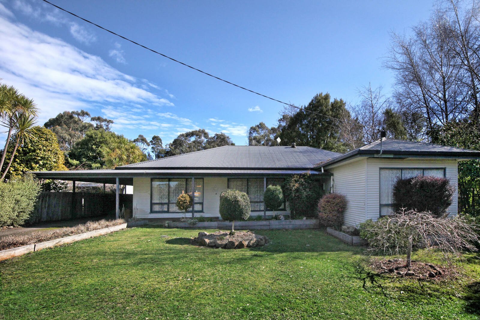 Real Estate and Property in 5 Falls Road, Trentham, VIC