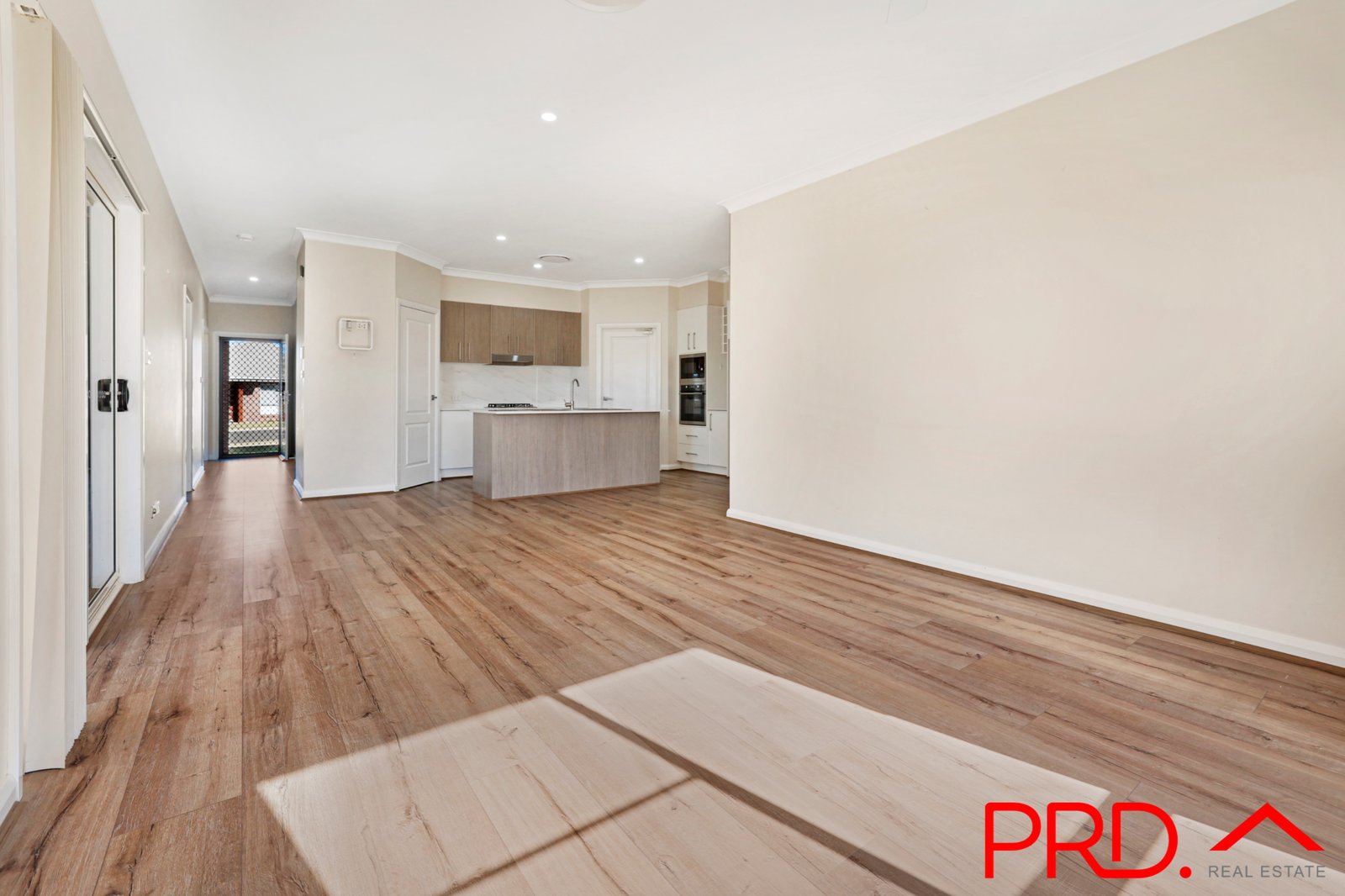 5 Faringdon Street TAMWORTH 8