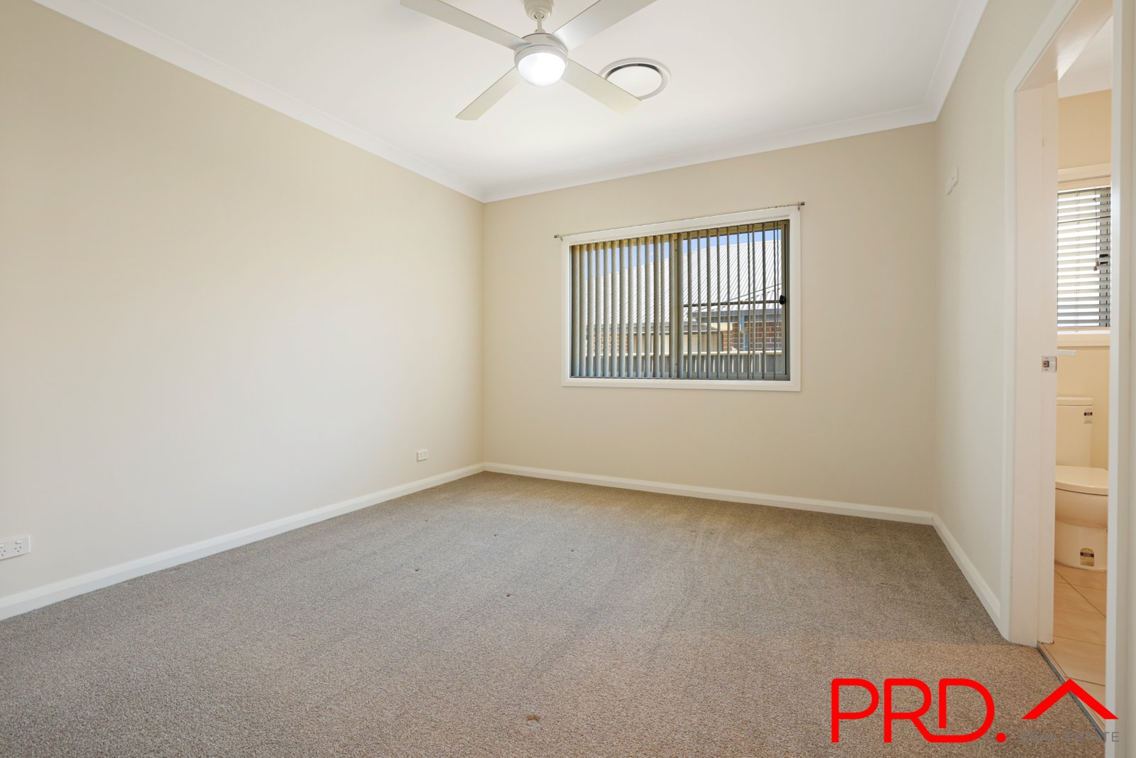 5 Faringdon Street TAMWORTH 11
