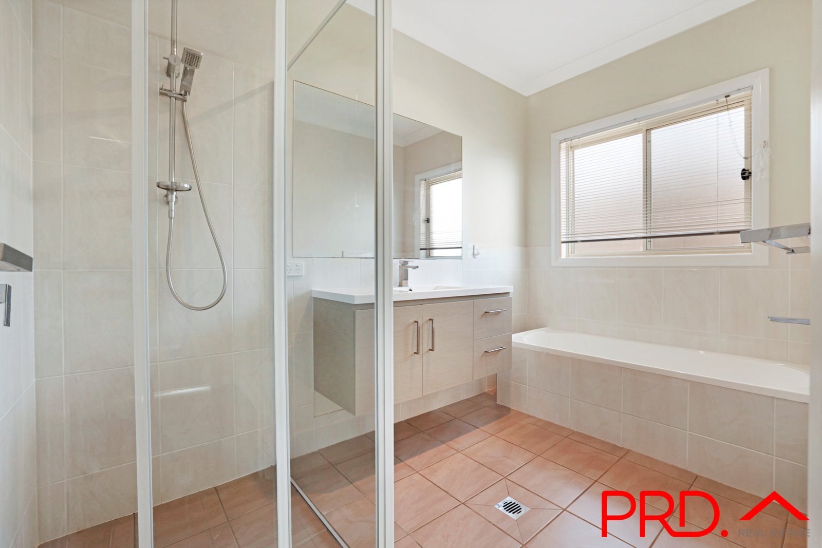 5 Faringdon Street TAMWORTH 16