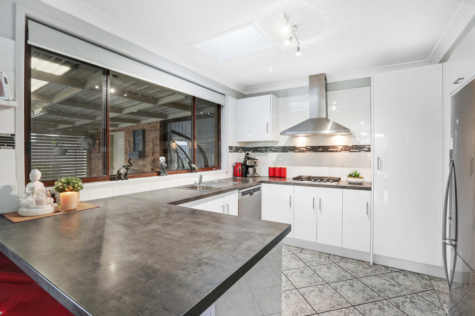 5 Featherwood Place ALBION PARK RAIL 4