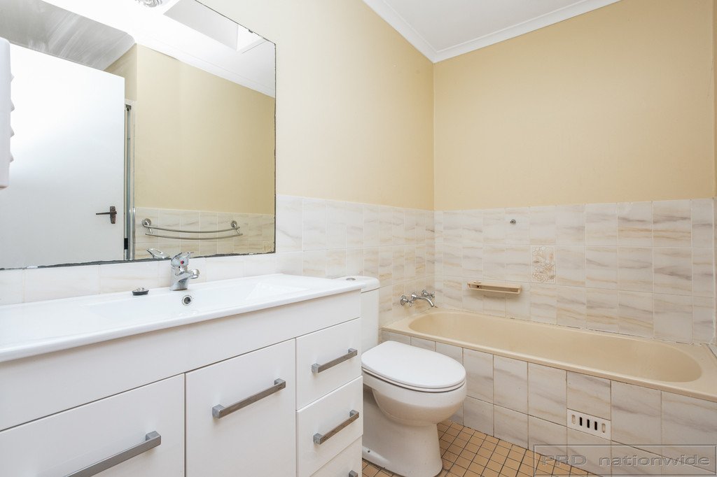5 Fern Place EAST MAITLAND 9