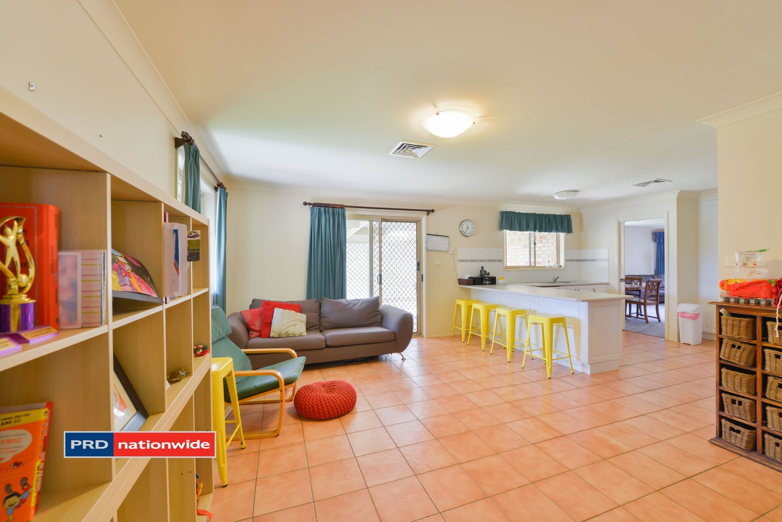 5 Finch Place TAMWORTH 4
