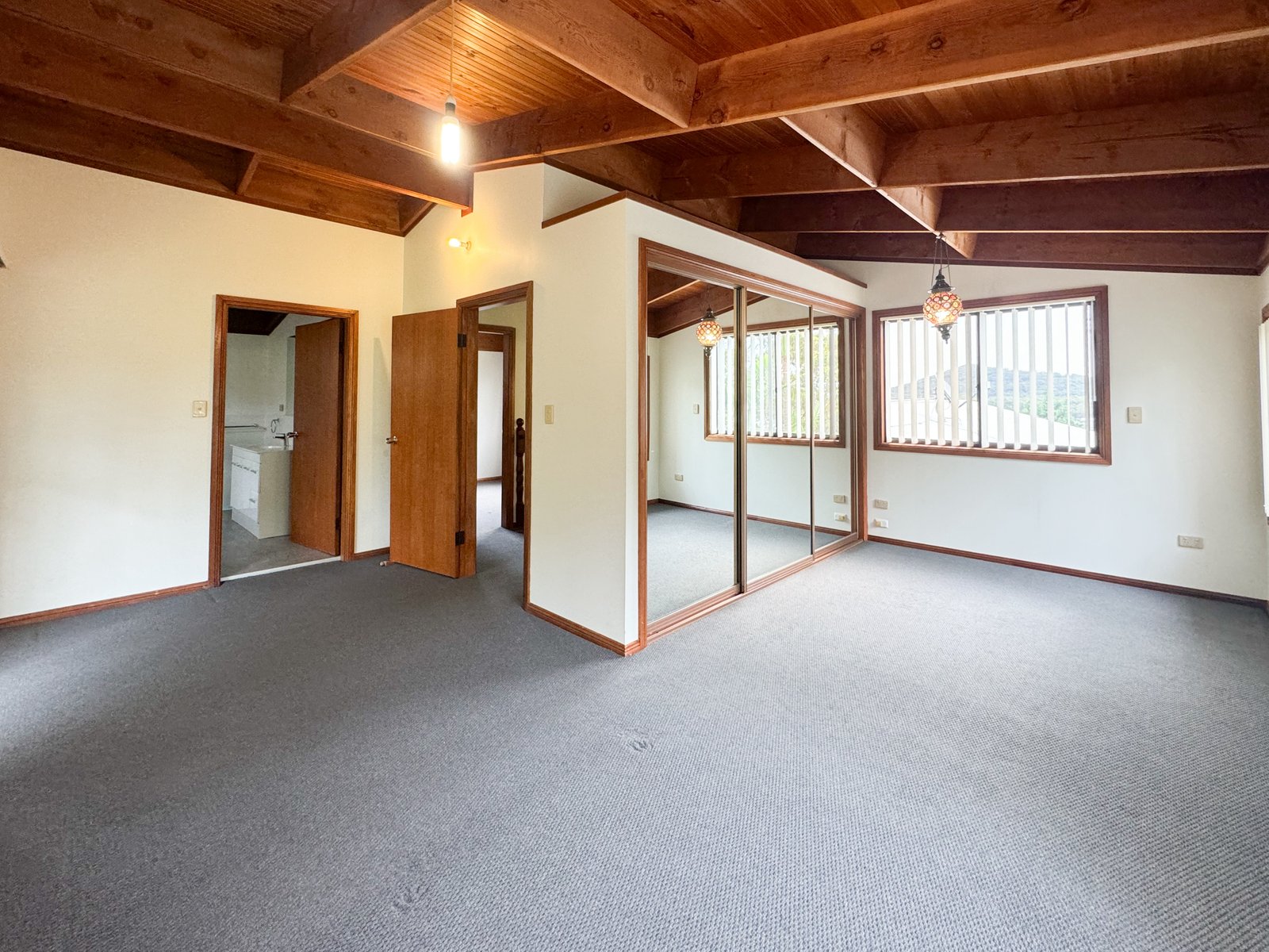 5 Flannel Flower Fairway SHOAL BAY 9