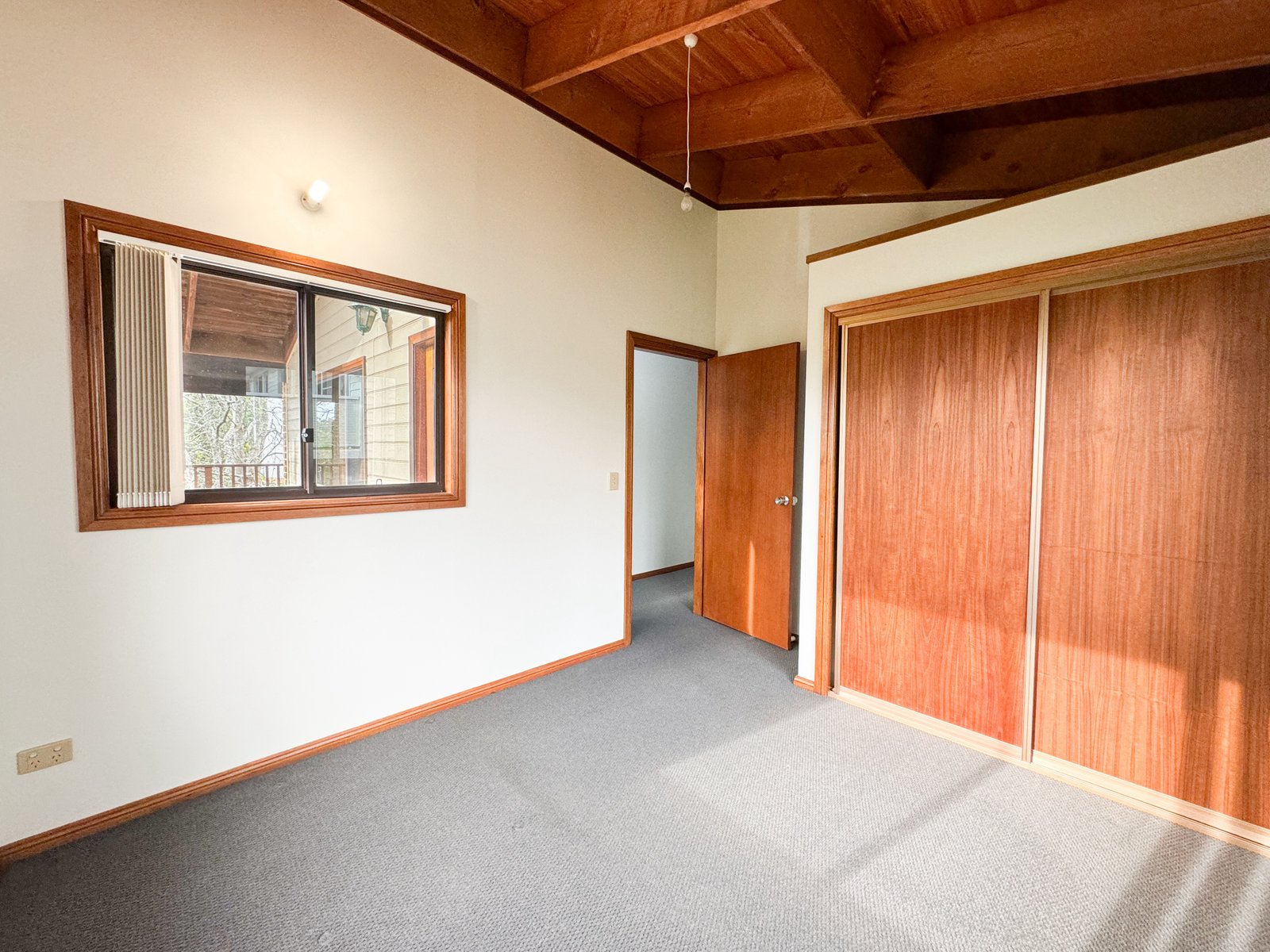 5 Flannel Flower Fairway SHOAL BAY 14