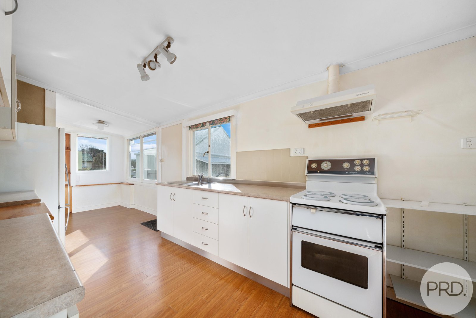 5 Fleming Street GLENORCHY 11