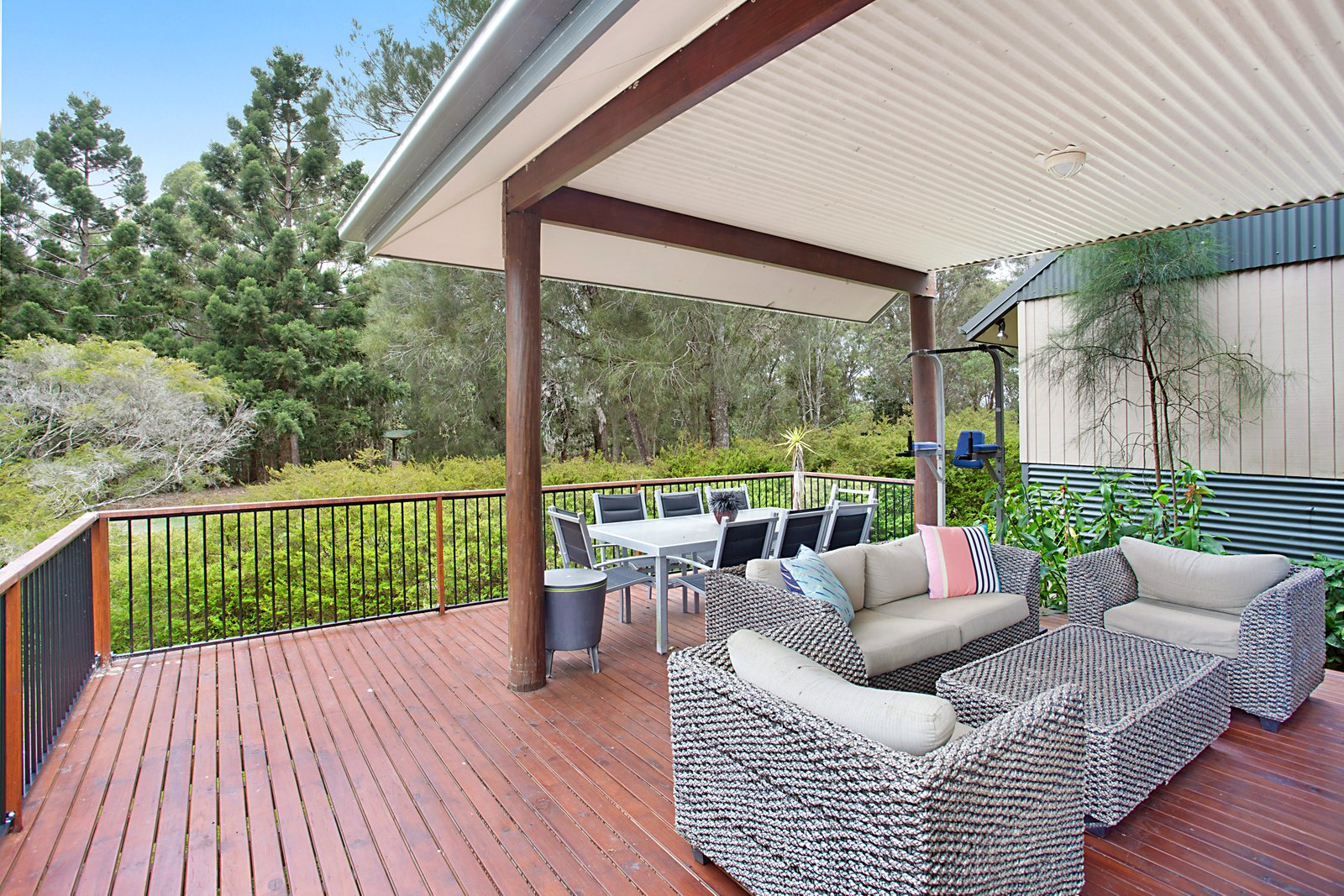 5 Flintwood Street POTTSVILLE 10