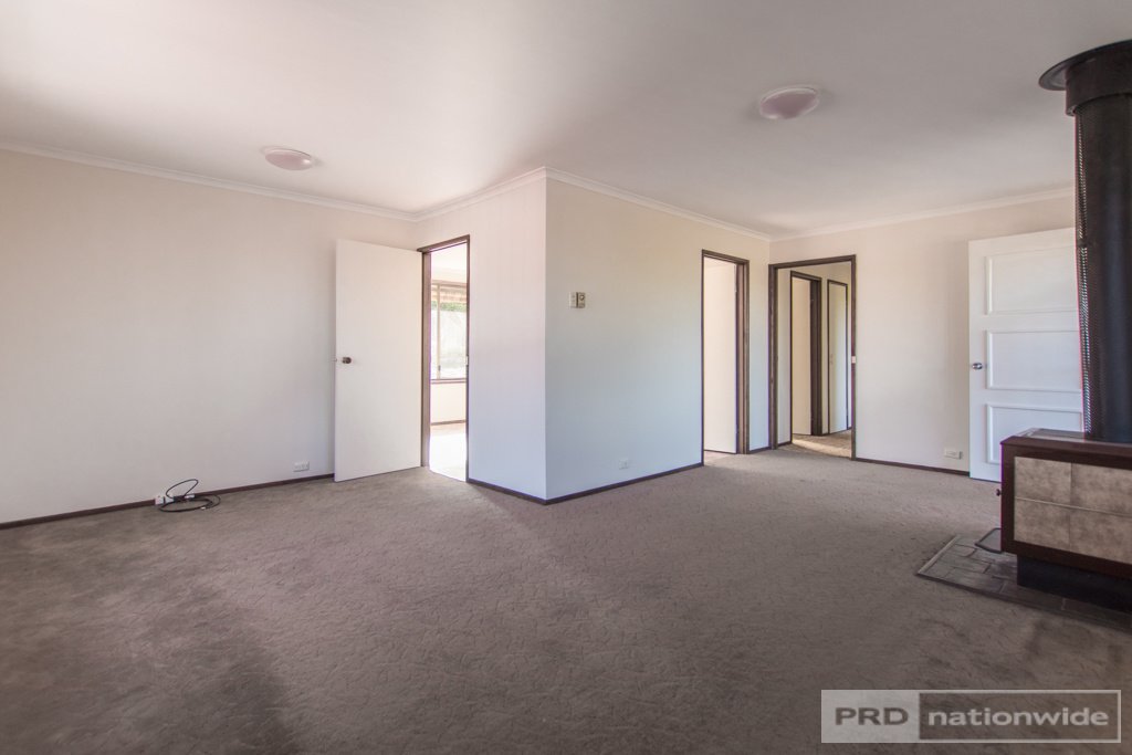 5 Gadara Place TUMUT 6