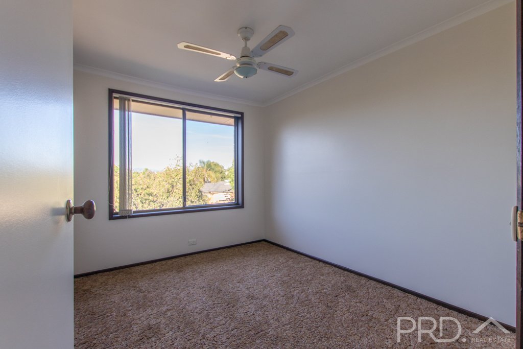 5 Gadara Place TUMUT 8