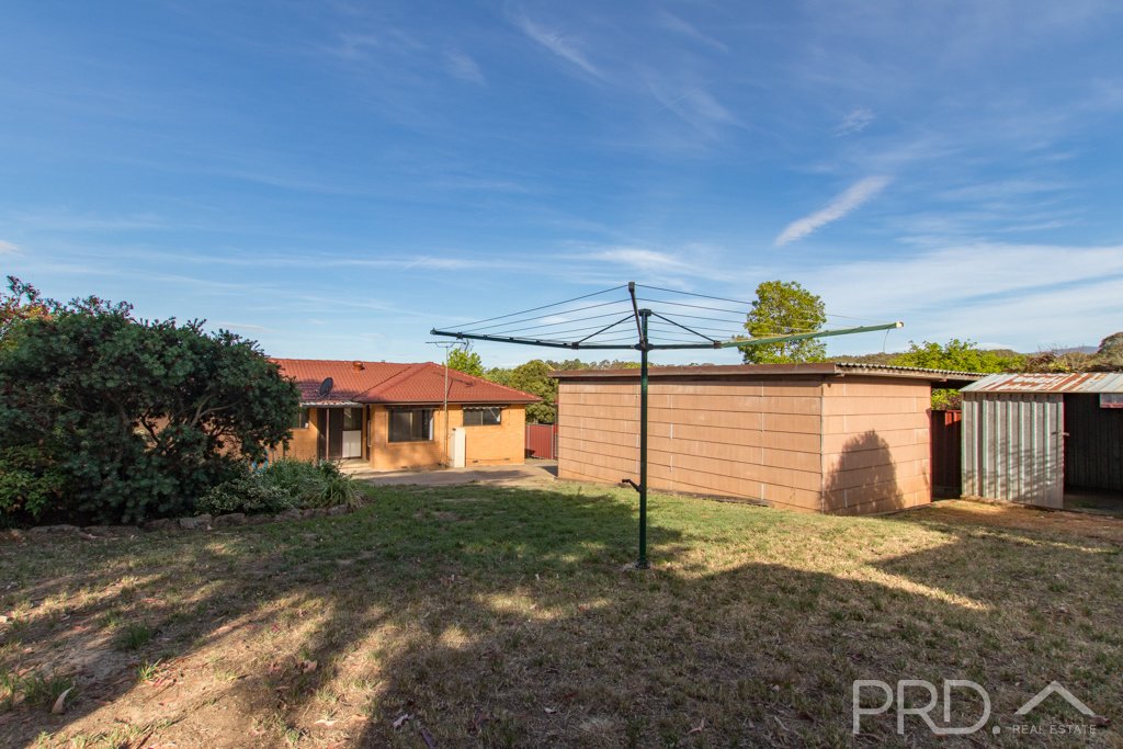 5 Gadara Place TUMUT 13