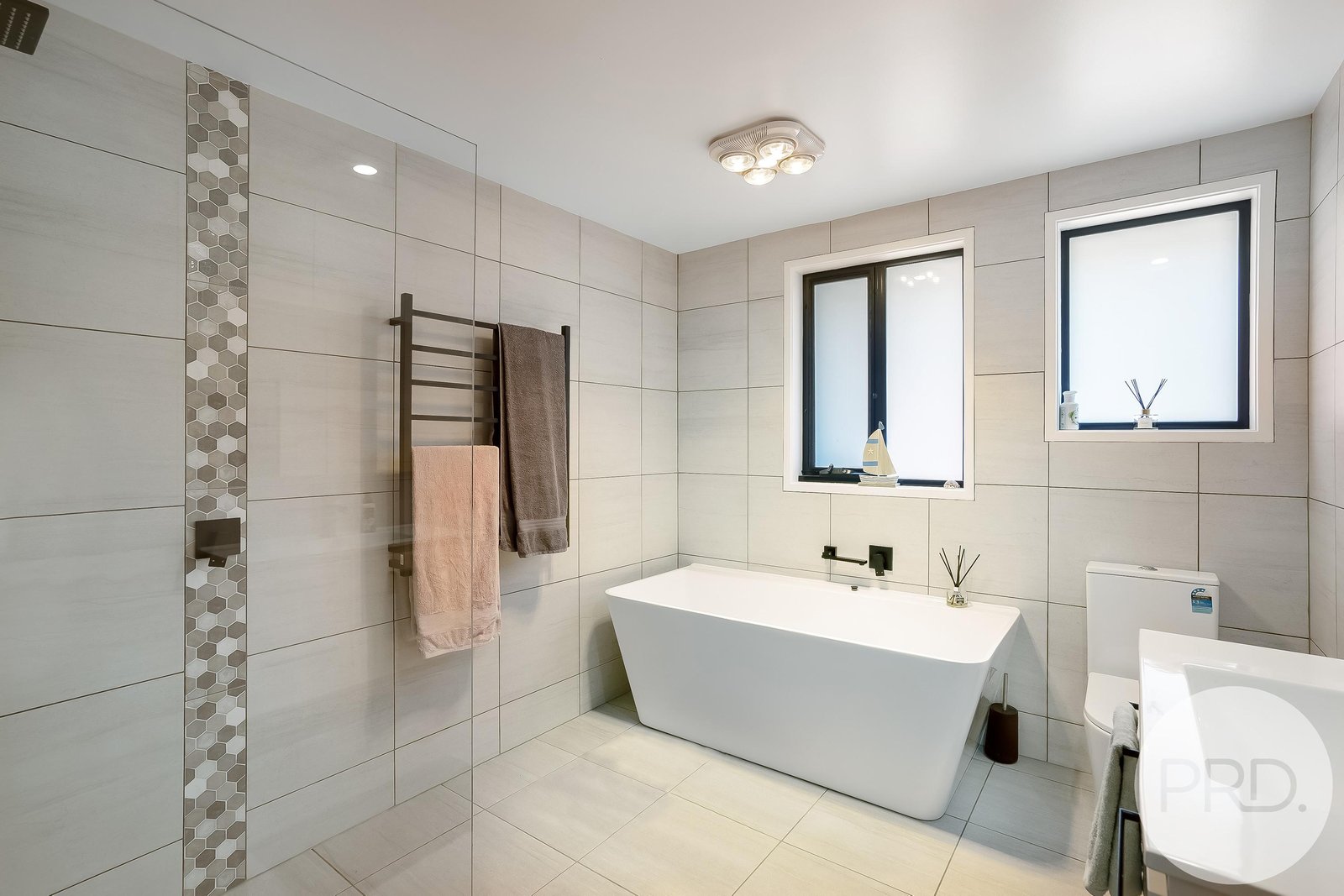 5 Galston Road MONTROSE 9