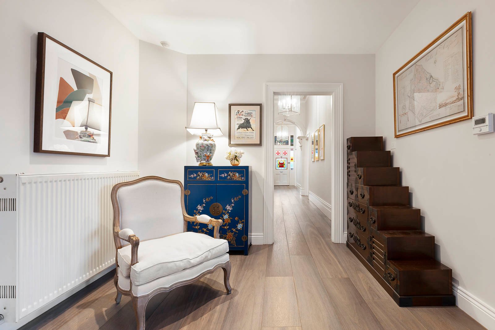 Real Estate and Property in 5 Gaynor Court, Malvern, VIC