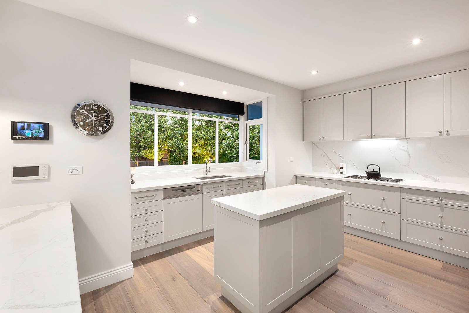 Real Estate and Property in 5 Gaynor Court, Malvern, VIC