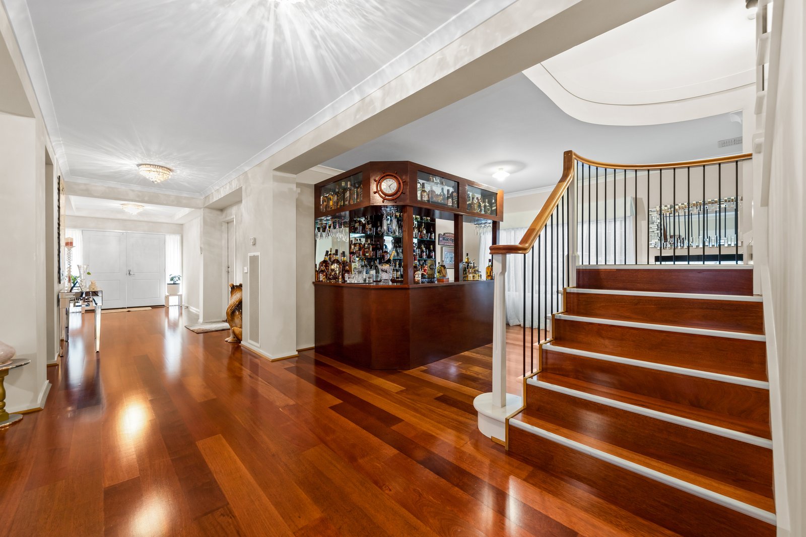 Gallery: 5 Gianluca Avenue
