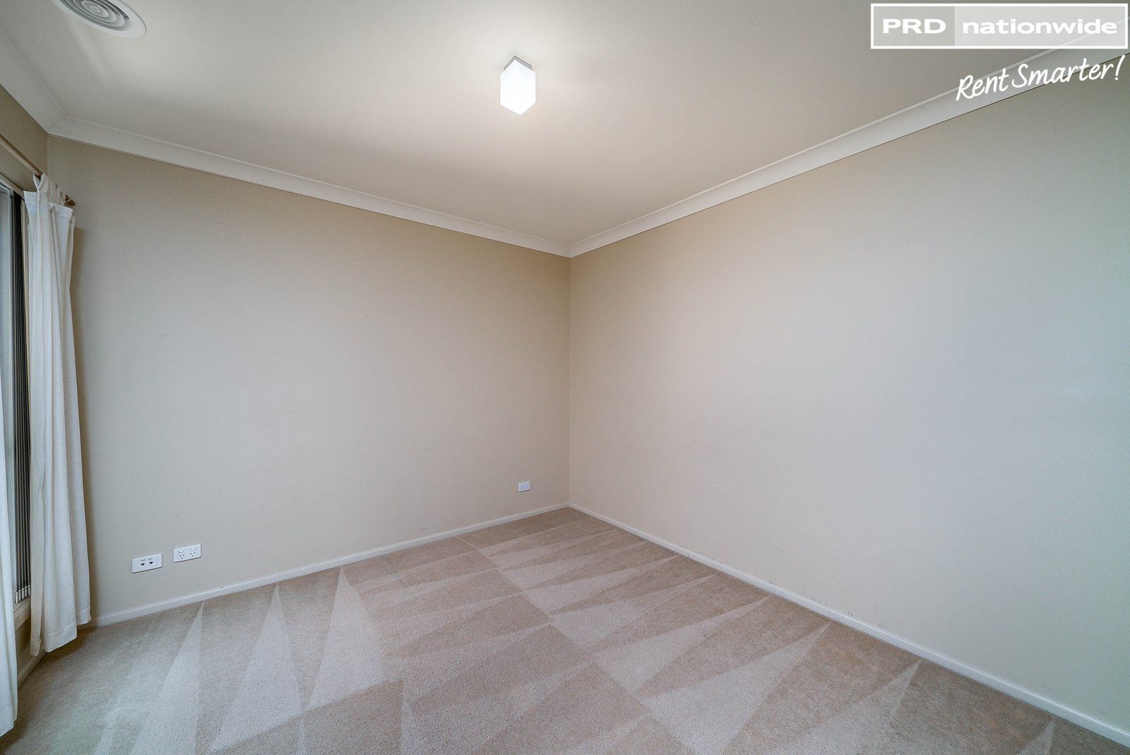 5 Gibbes Close KOORINGAL 12