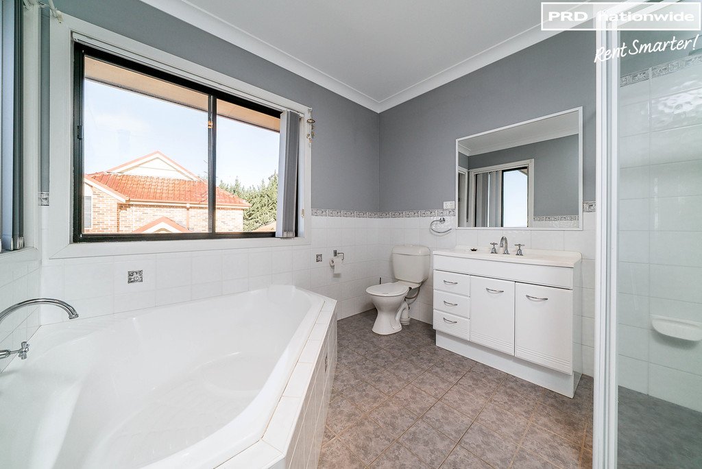 5 Gibbes Close KOORINGAL 9