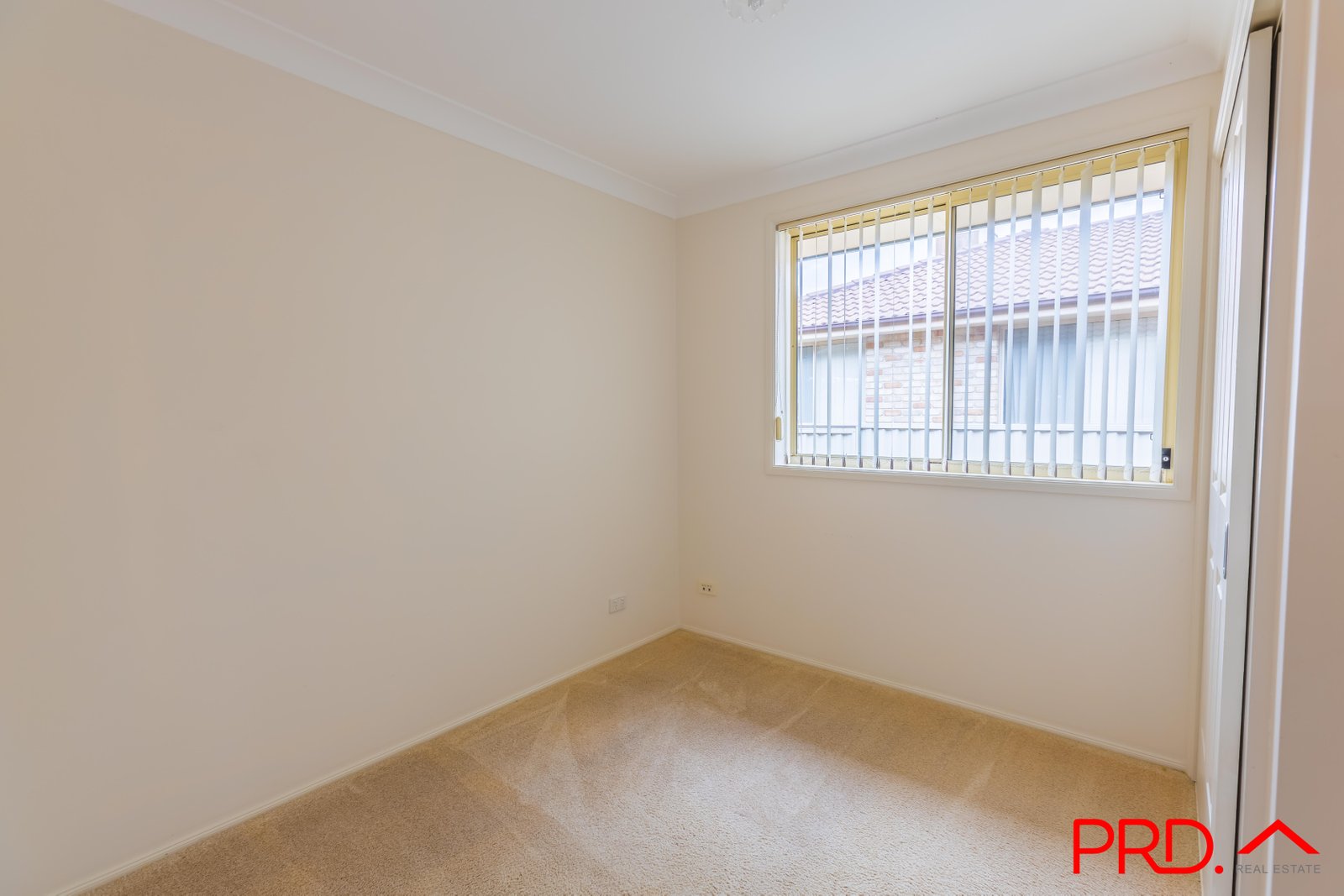 5 Giles Place TAMWORTH 10