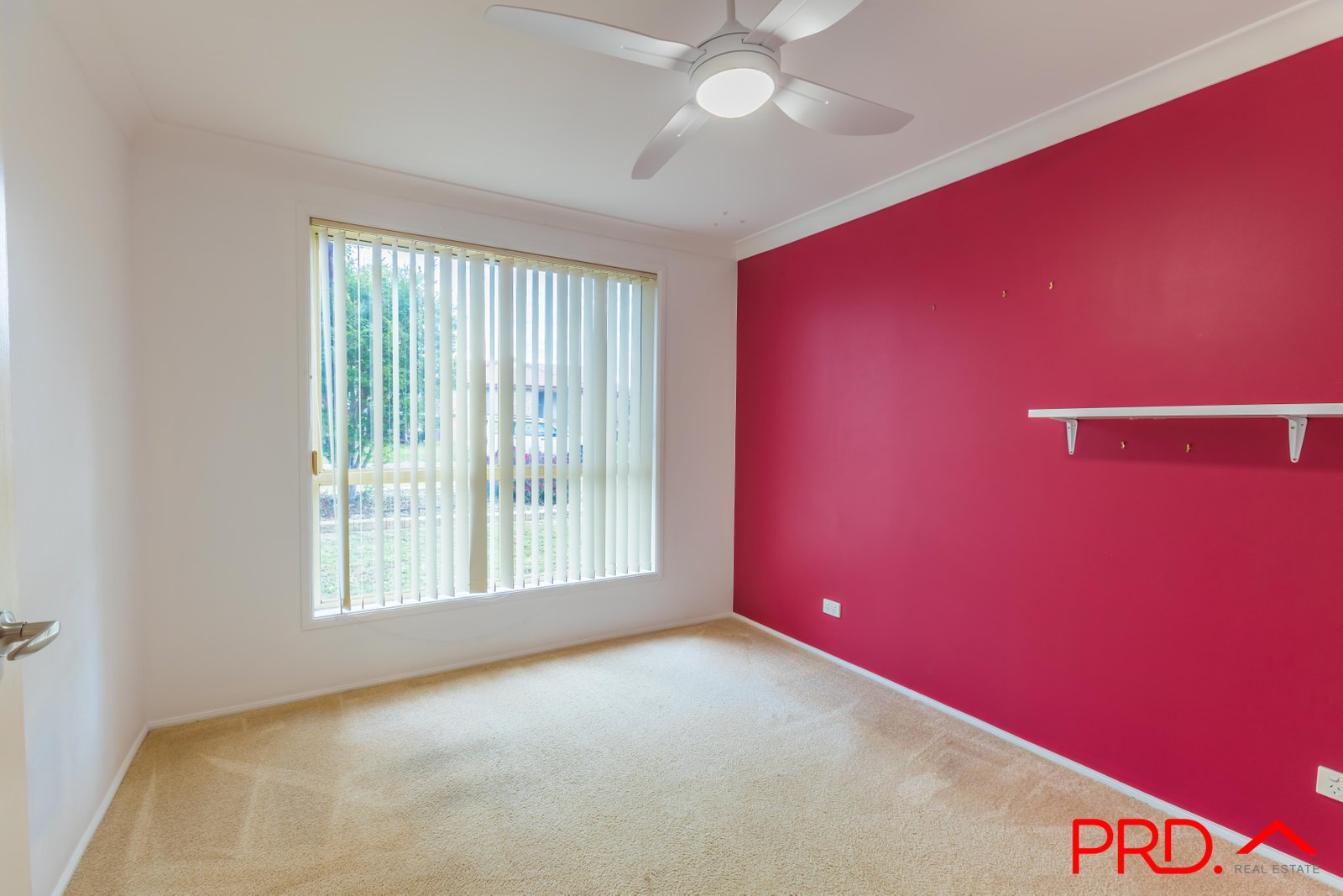 5 Giles Place TAMWORTH 11