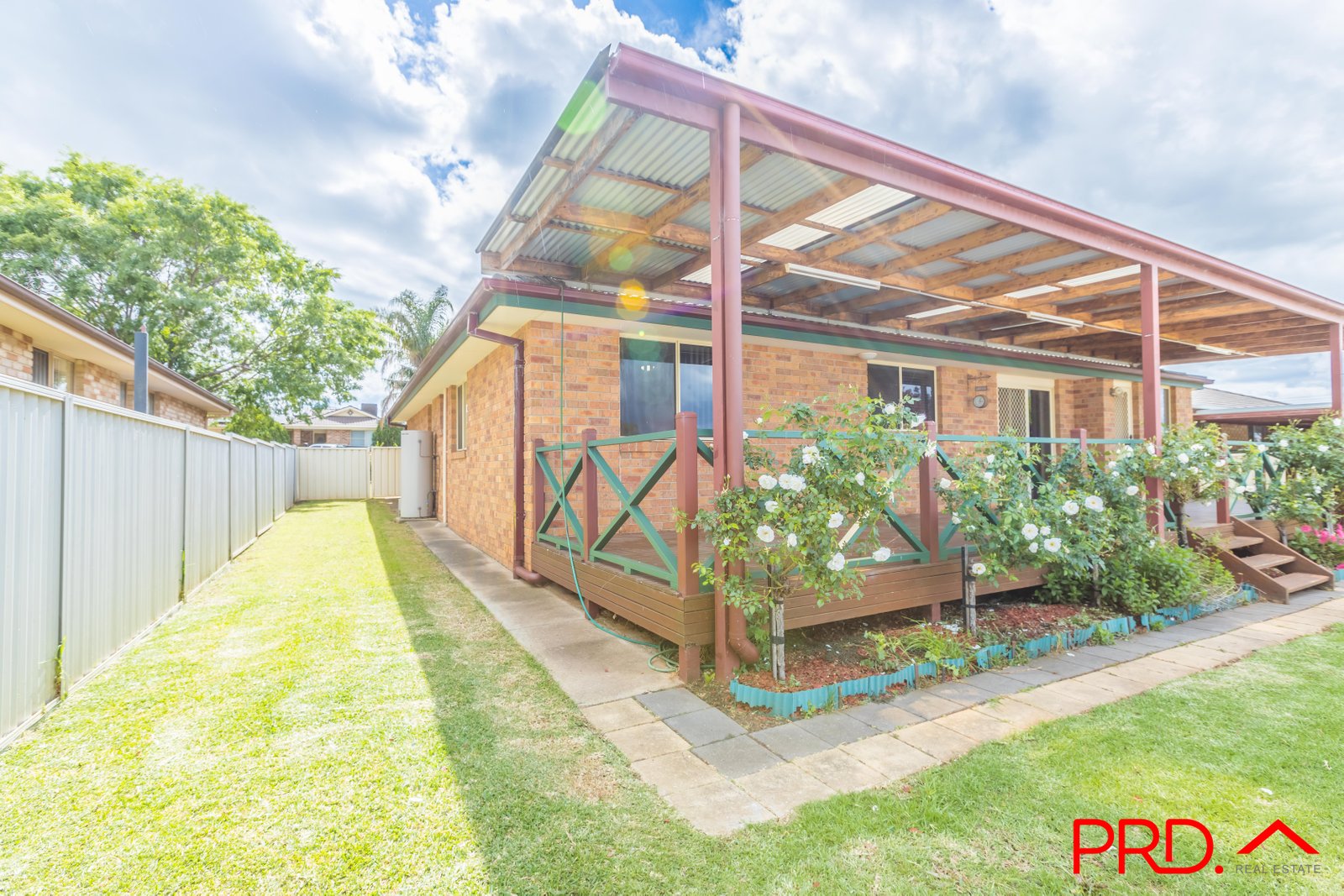 5 Giles Place TAMWORTH 21