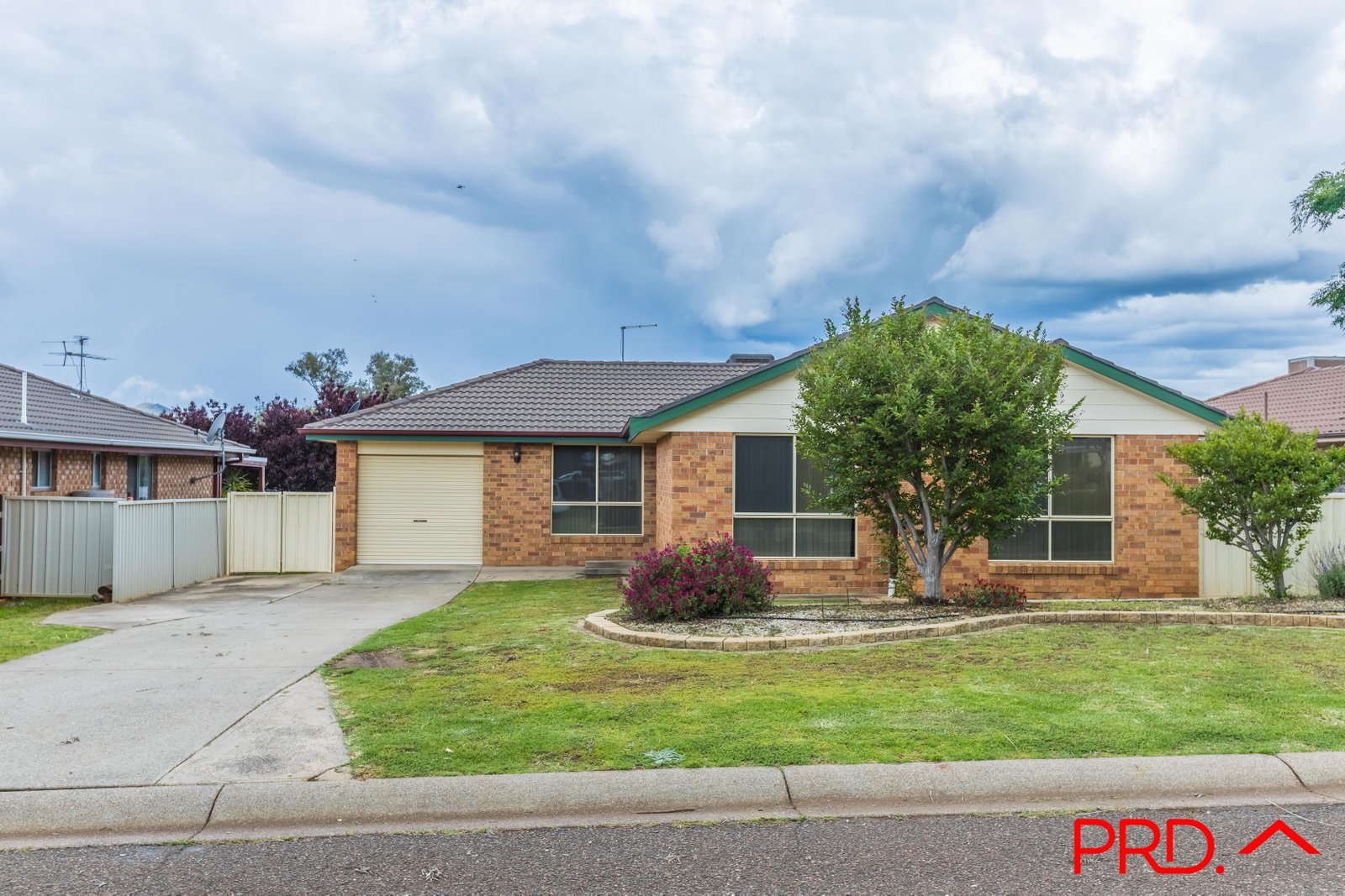 5 Giles Place TAMWORTH 28