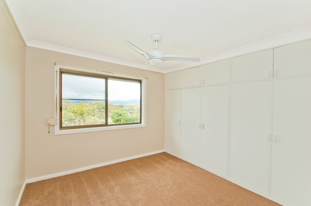 5 Gillard Pl  BERKELEY 10