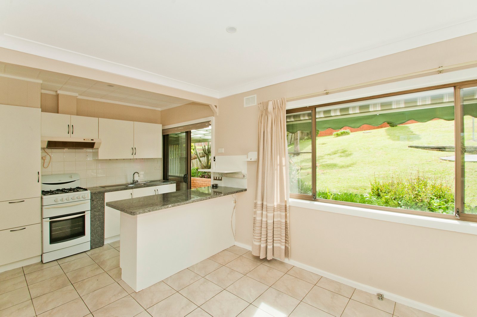 5 Gillard Pl  BERKELEY 5