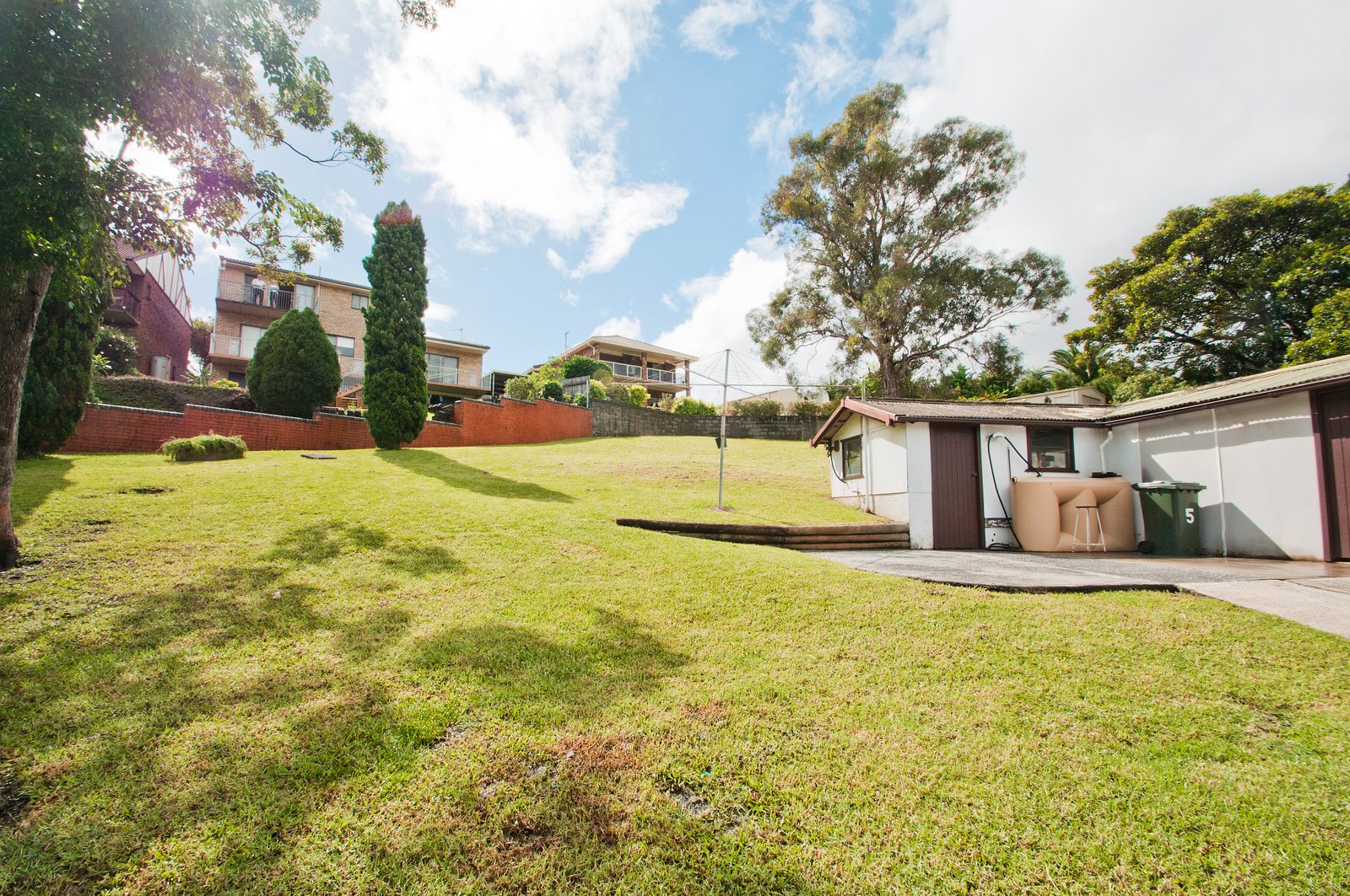 5 Gillard Pl  BERKELEY 14