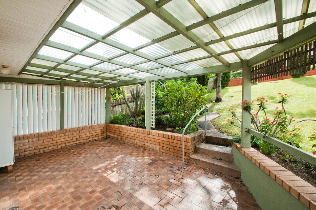 5 Gillard Pl  BERKELEY 13