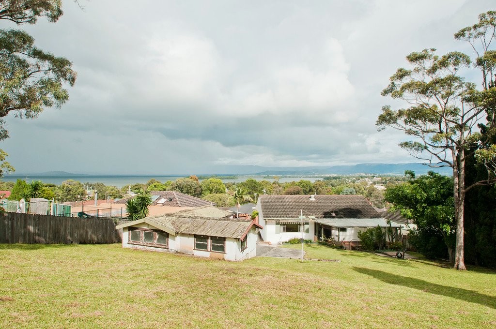 5 Gillard Pl  BERKELEY 16