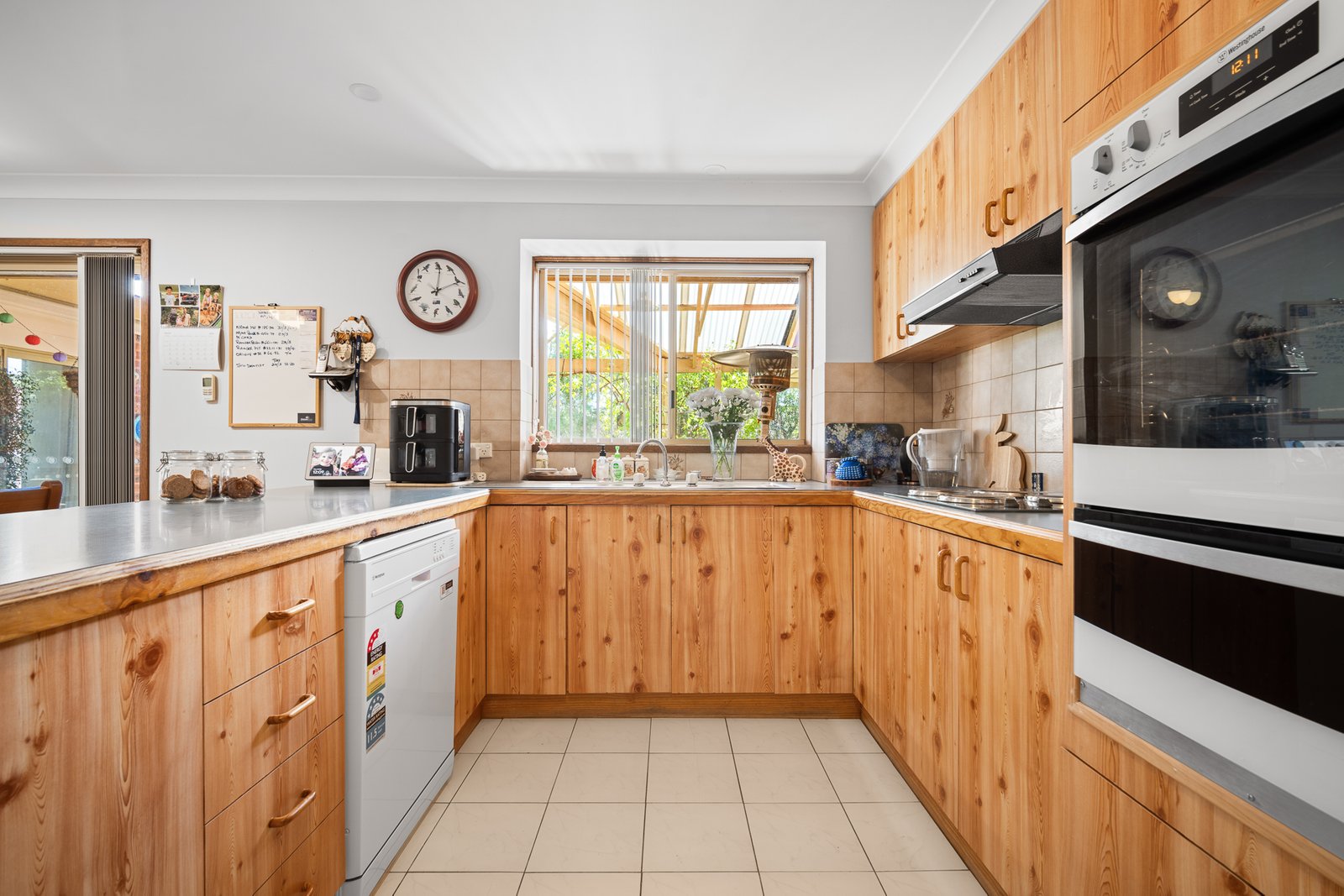 5 Glenvale Place BOURKELANDS 4
